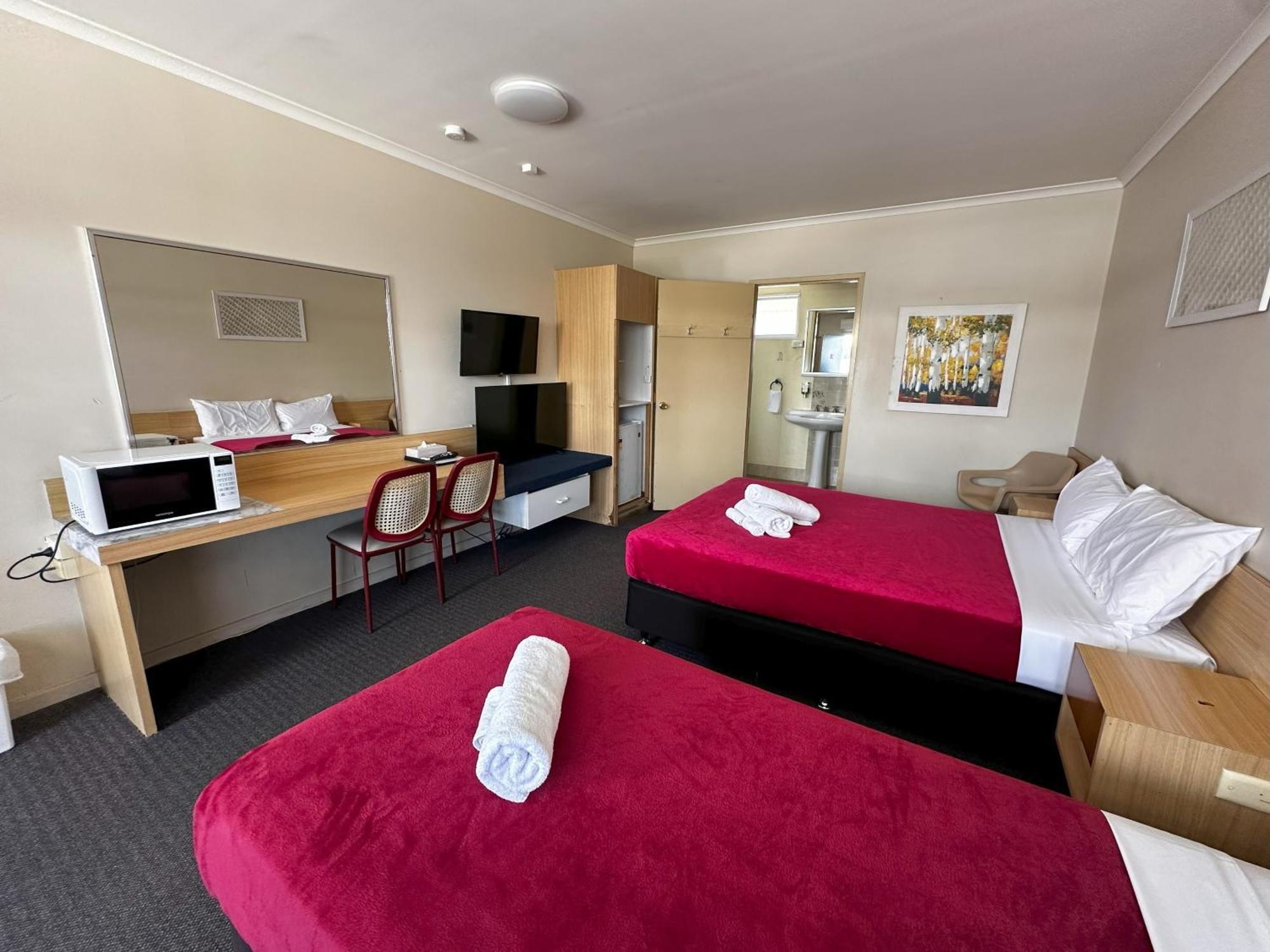 The Q Motel Rockhampton Exterior photo
