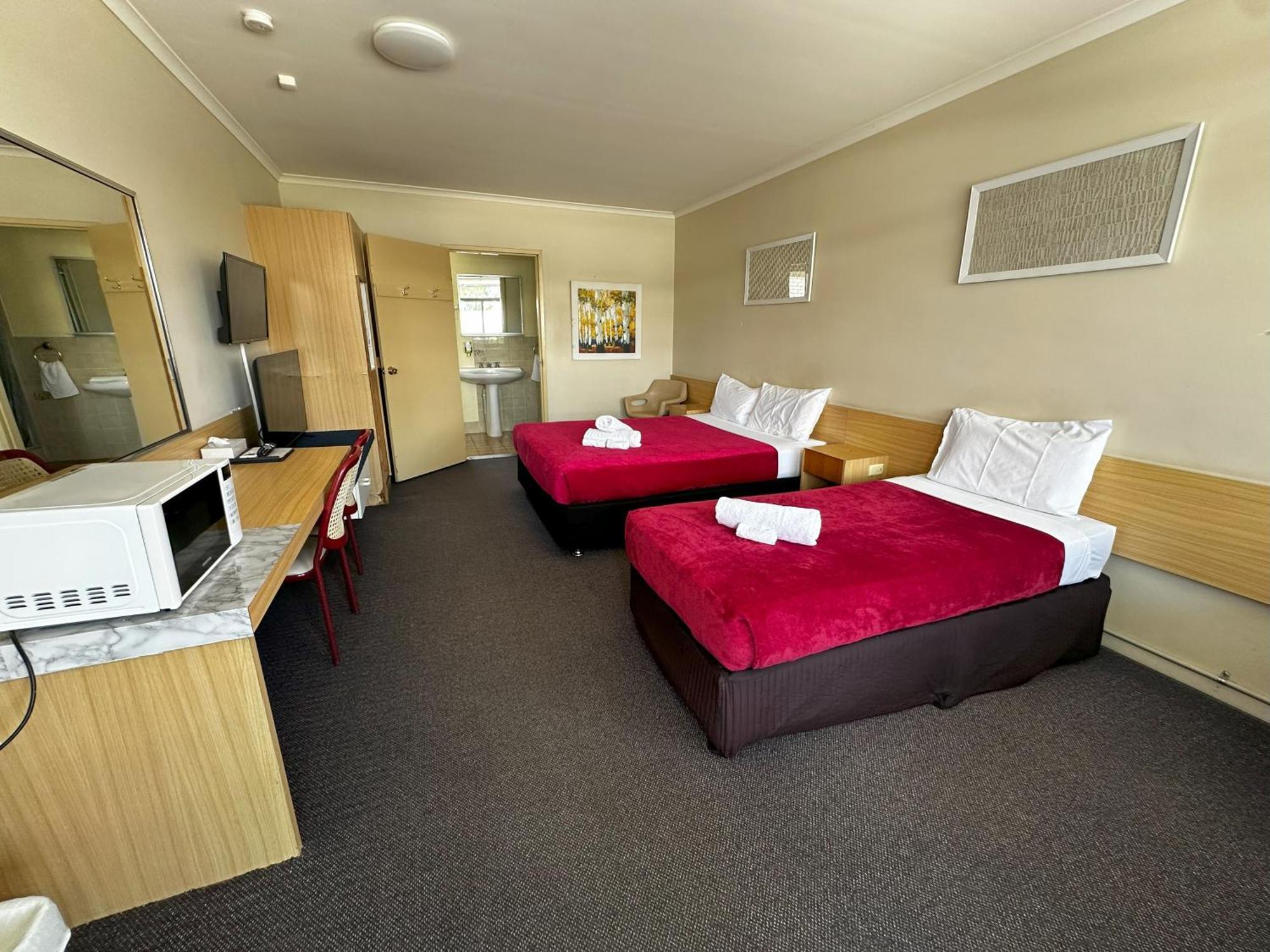 The Q Motel Rockhampton Exterior photo