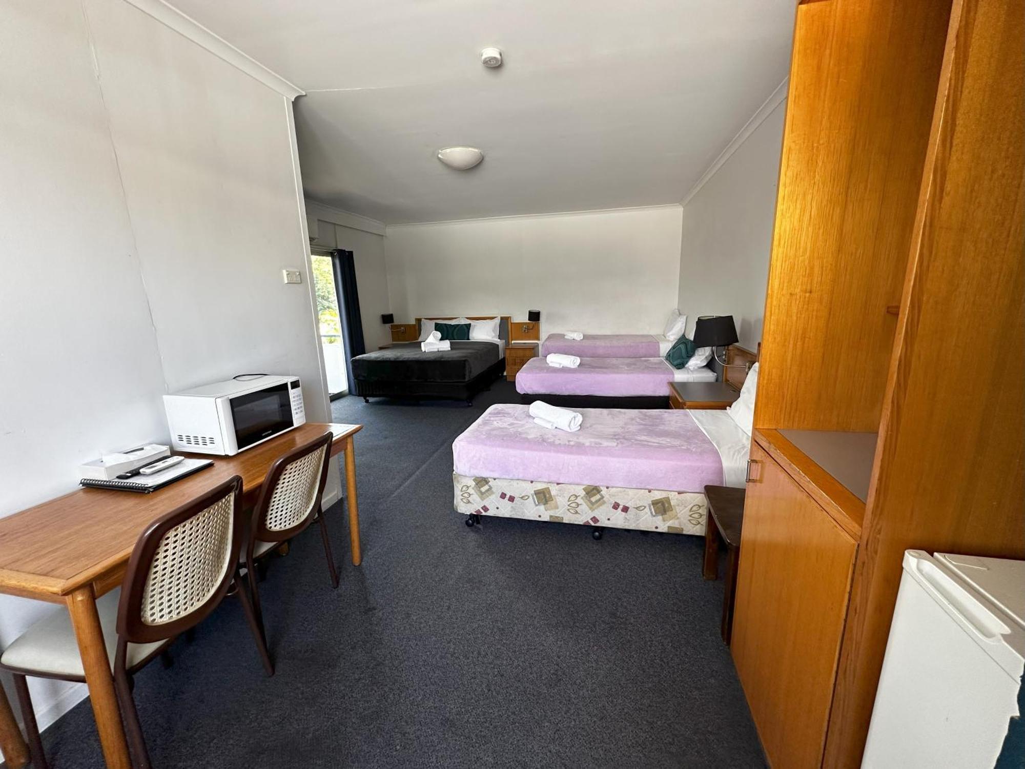 The Q Motel Rockhampton Exterior photo