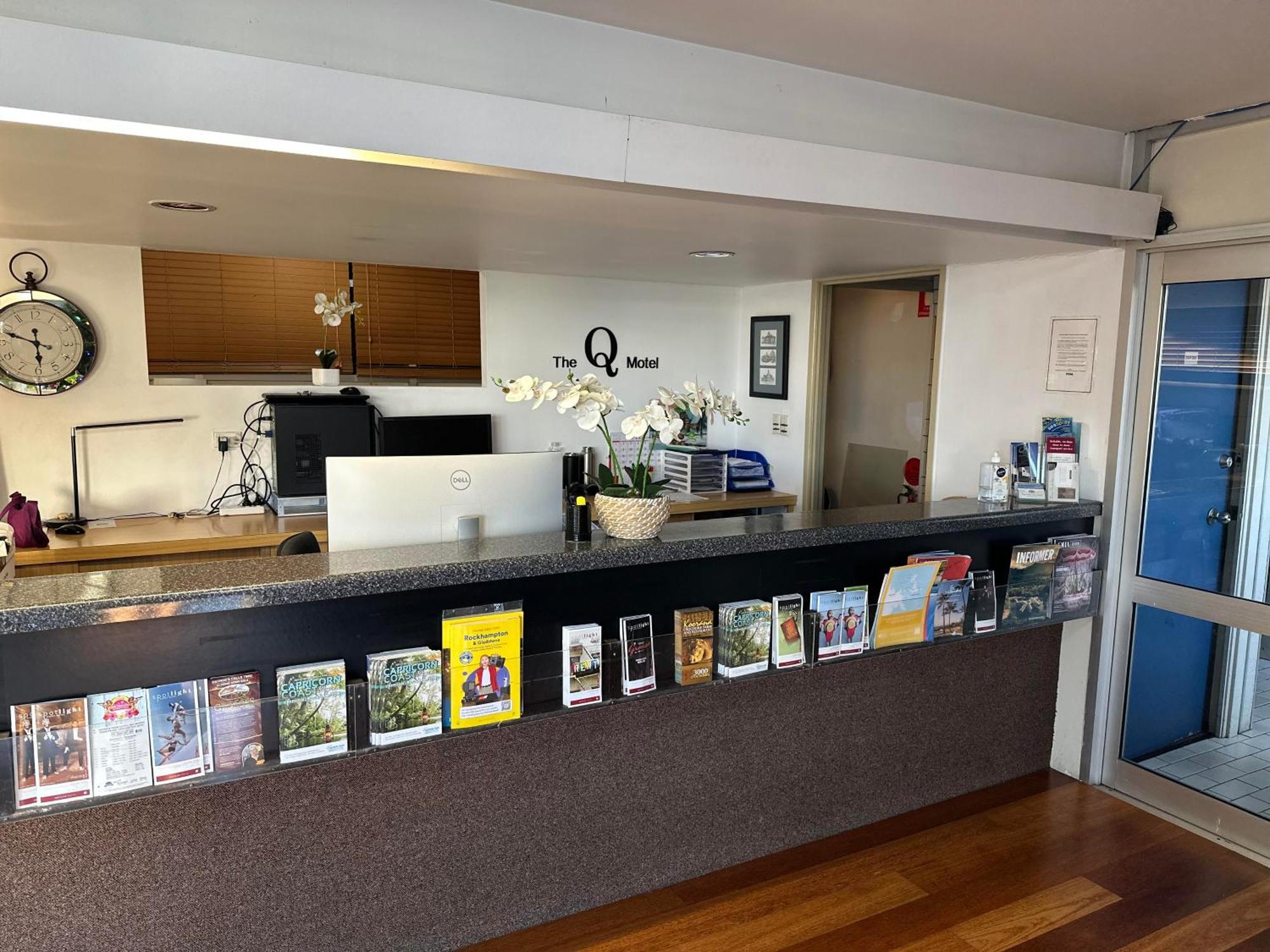 The Q Motel Rockhampton Exterior photo