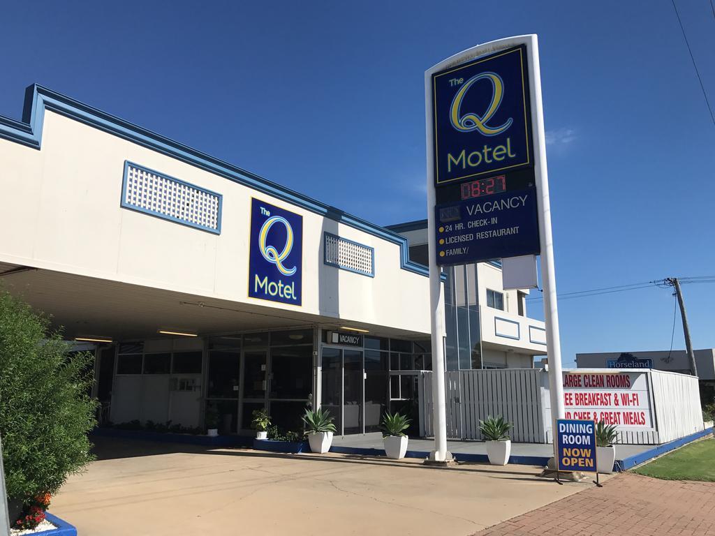 The Q Motel Rockhampton Exterior photo